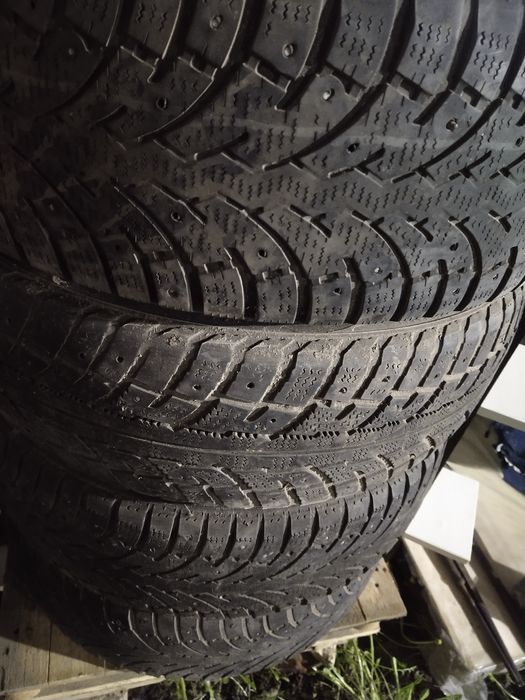 Продам шины зимние