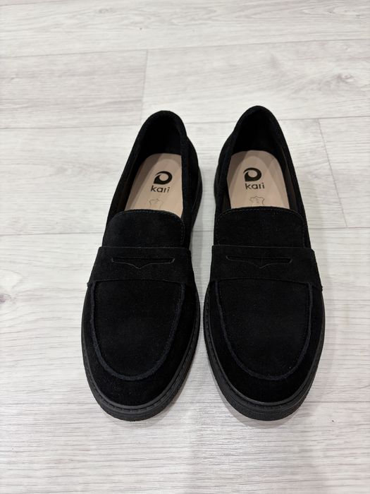 Продам лоферы замшевые