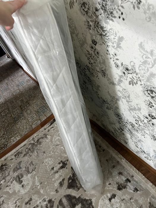Продам детскую кровать с матрасом