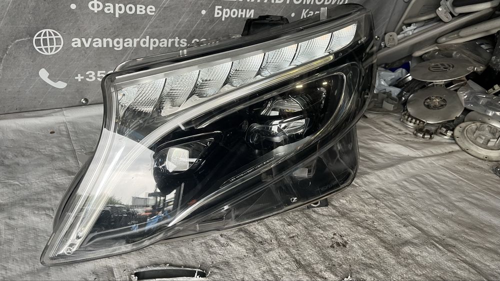 Десен и ляв фар Mercedes Vito W447 2016-
