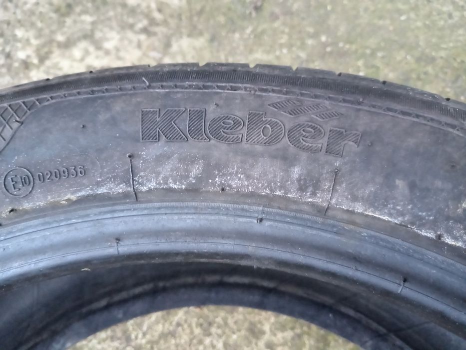 Vând anvelope vara 235/50/R18