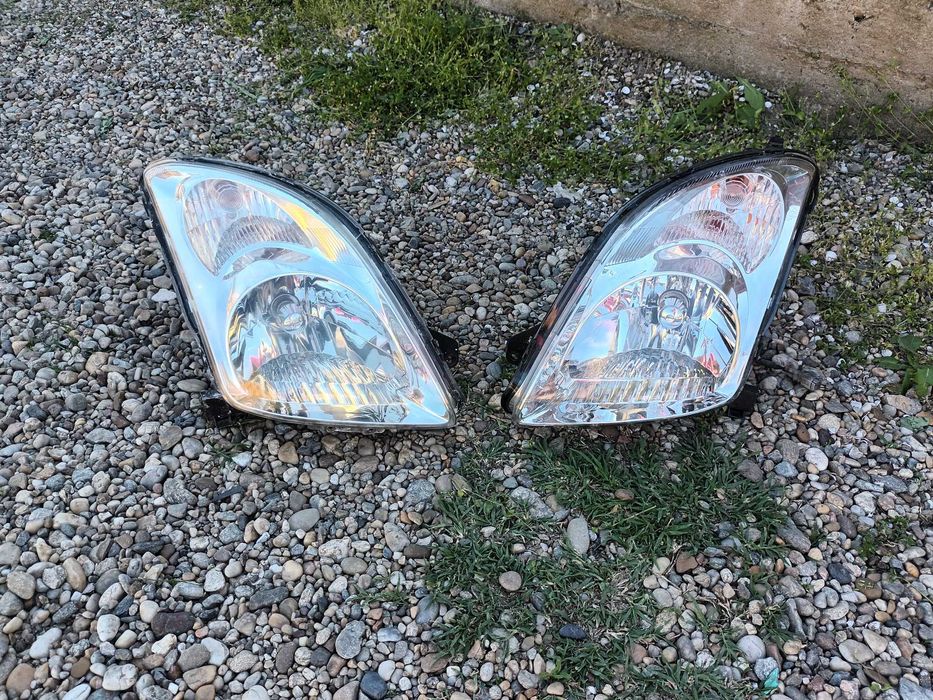 ляв и десен фар за сузуки суифт SUZUKI SWIFT 06 - 11 суйфт