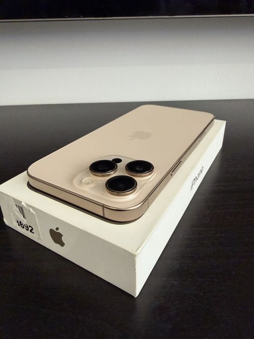 iPhone 16 Pro MAX Desert Titanium