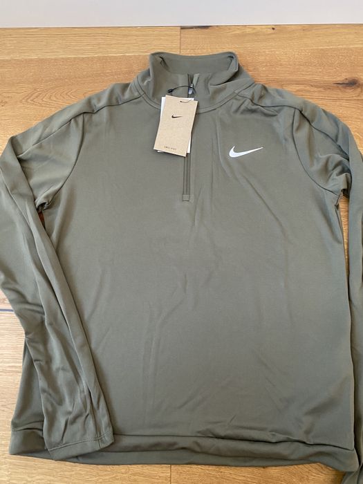 Bluza de alergare si fitness Nike pentru femei
