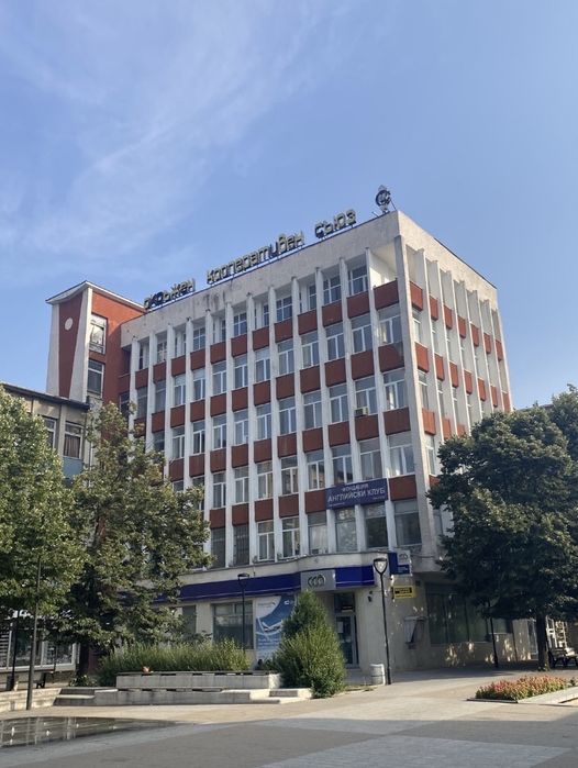 Продава се Офис в Търговище, Център - 250 кв.м за 3200 €/кв.м - Снимка #1