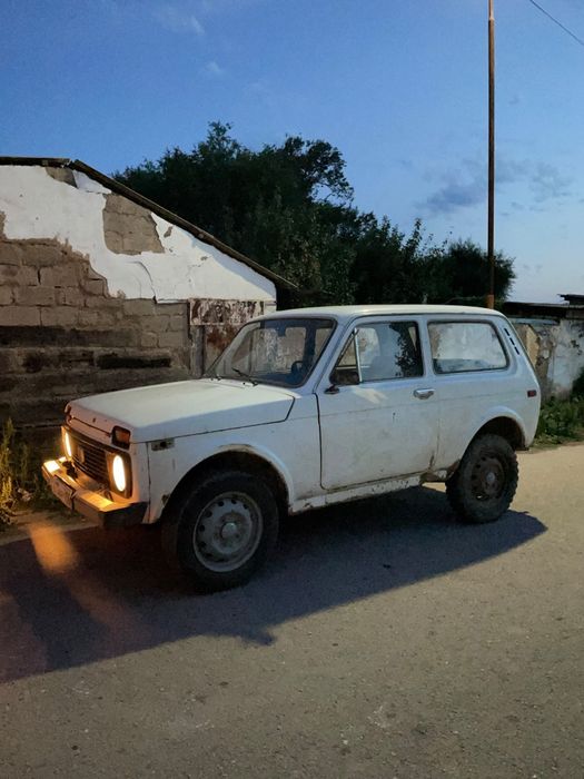 Нива автокөлігі сатылады
