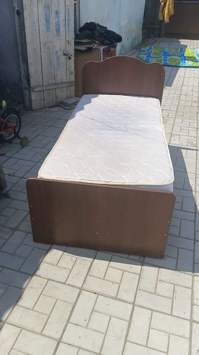 кровать в отличном состоянии