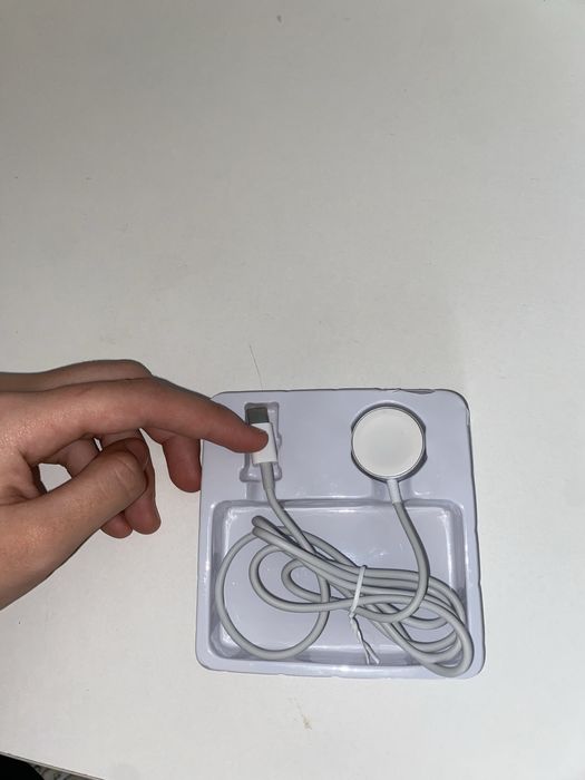 1 еуінде каробкасымен бар 2 іншісі без каробка