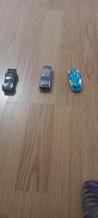 Продам машины хот-вилс