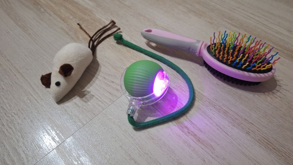 Самозадвижваща се интерактивна играчка, играчка мишка и четка за котка