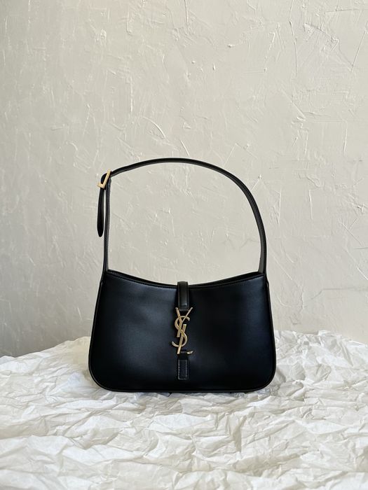 Geanta YSL Saint Laurent Le 5a7 23cm, tip Premium