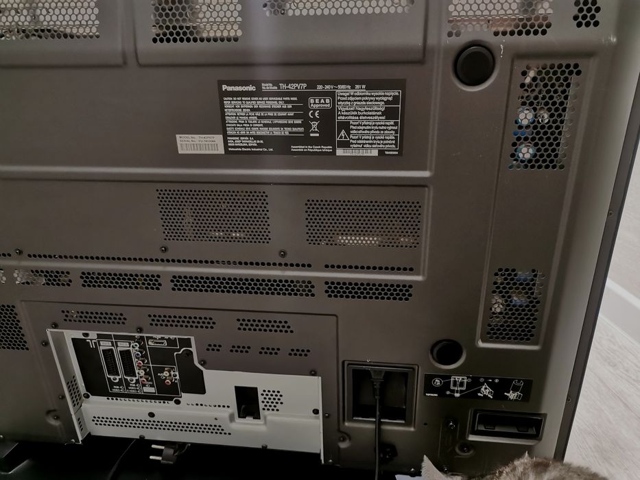 Телевизор (большой)