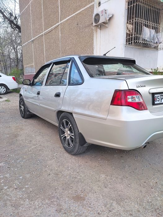 Nexia 2 2009 gibrit luks