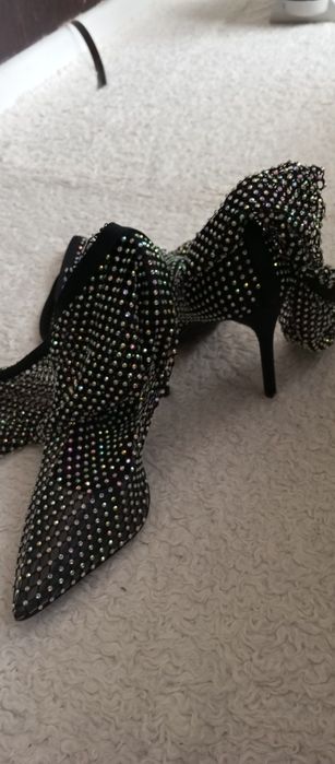 Официални чизми 36 номер