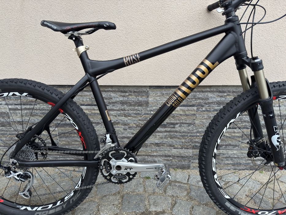 Планински твърдак Rose размер: 26/51см