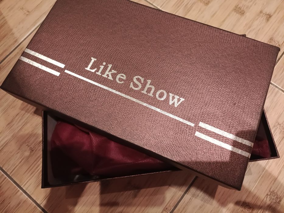 Продажа обуви из кожи