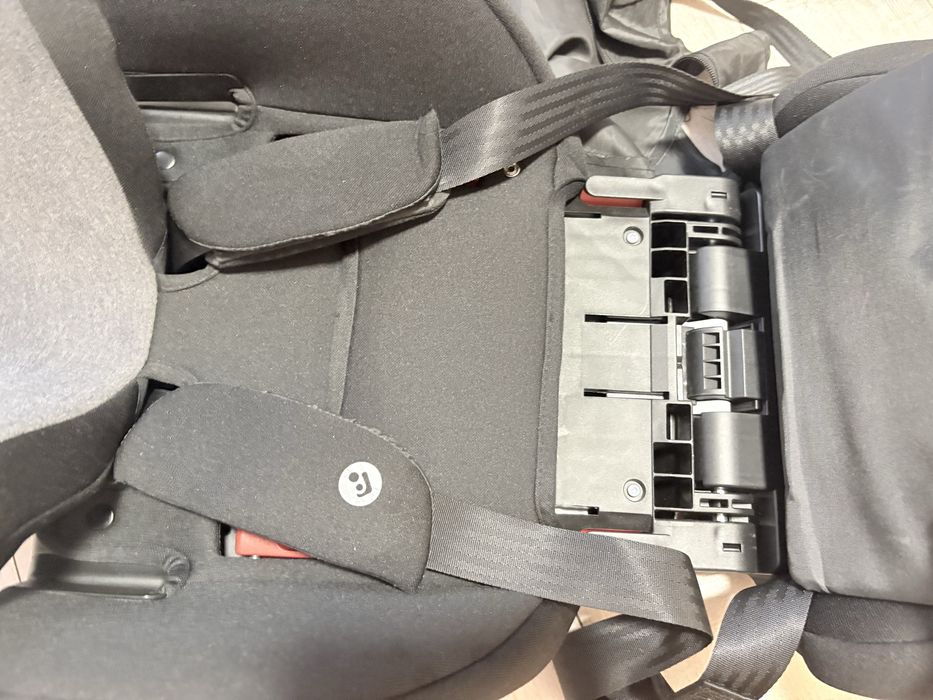 Vand scaun auto maxi cosi nomad 9-18 kg, 104 km