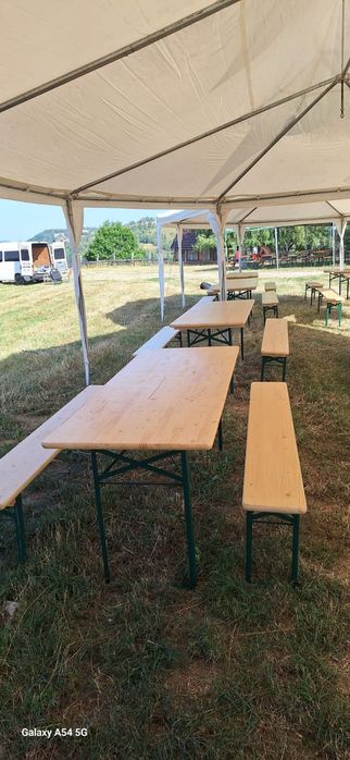 Inchiriez mese de berărie, pavilioane, pagode, corturi, mese și scaune