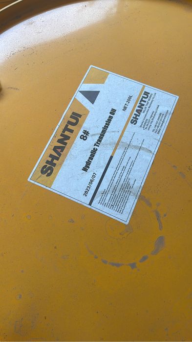 В китайском масло бочка 200 л