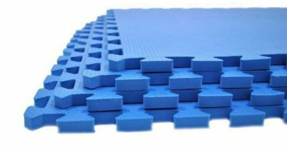 Коврик 1х1 метр. Толщина 2 см  в 1 м.кв/в штуке. Доставка бесплатно
