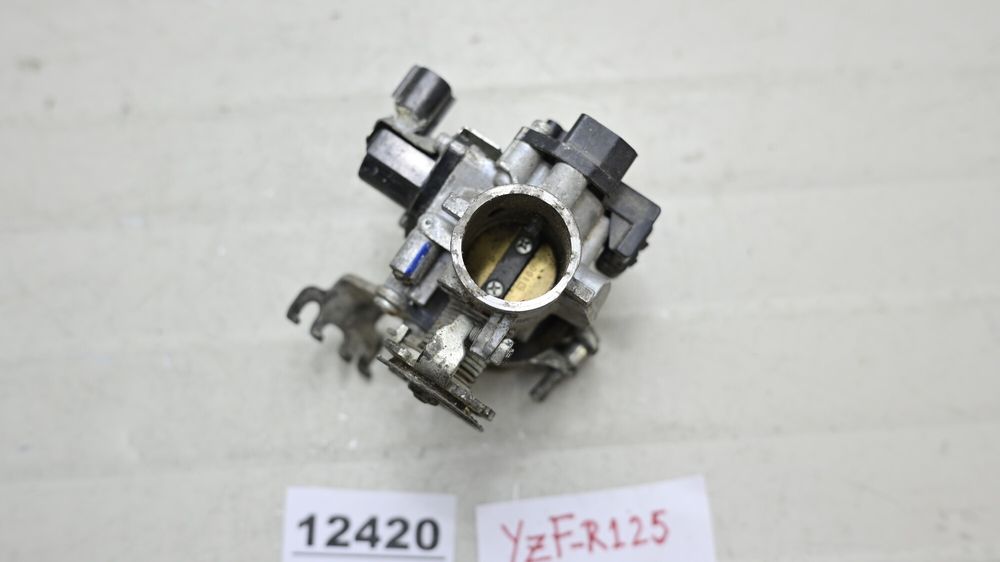 Rampa Admisie Corp Acceleratie Yamaha YZF-R125 2008 - 2012