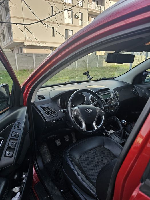 Hyundai ix35 4 *4