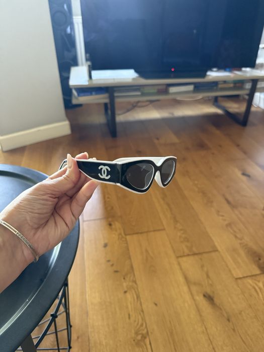 Ochelari de soare Chanel