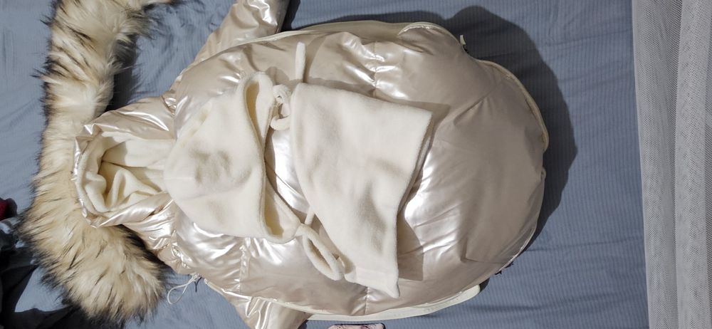 Продам Конверт тёплый для новорожденных до 6 месяцев.