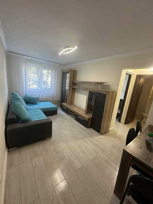 Vand apartament cu 2 camere In Pascani zona deal