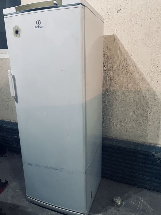 Холодильник морозилка б/у