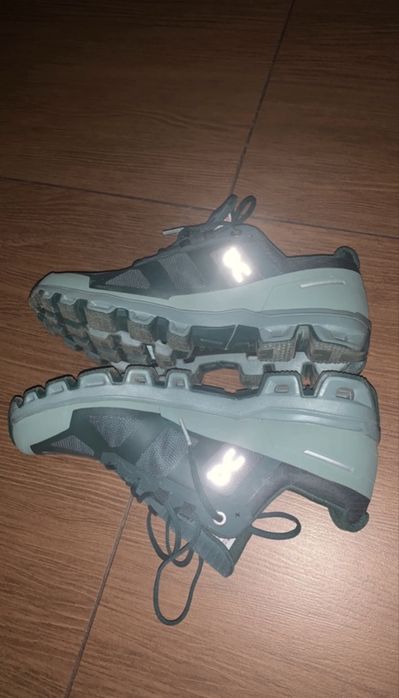 Adidasi originali On Running Cloudventure Waterproof - Marimea 37.5