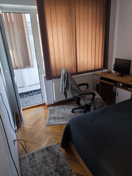 Vând ap.3 camere hipodrom et.3