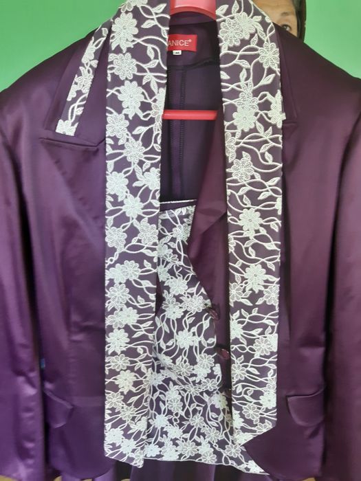 Costum damă culoarea mov