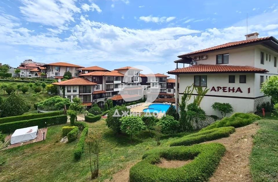 Продава се Двустаен апартамент в Свети Влас - 52 кв.м за 1030 €/кв.м - Снимка #10