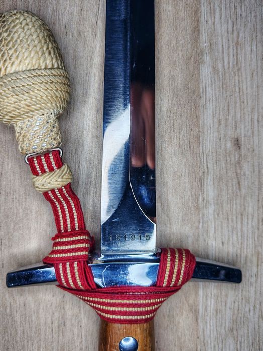 Pumnal de ofițer din Al Doilea Război Mondial, model elvețian din 1943, de Elsener Schwyz