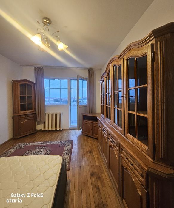 Apartament cu 3 camere de închiriat – pentru echipe de muncitori!
