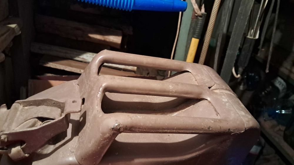 Метални туби за гориво, 20 литра