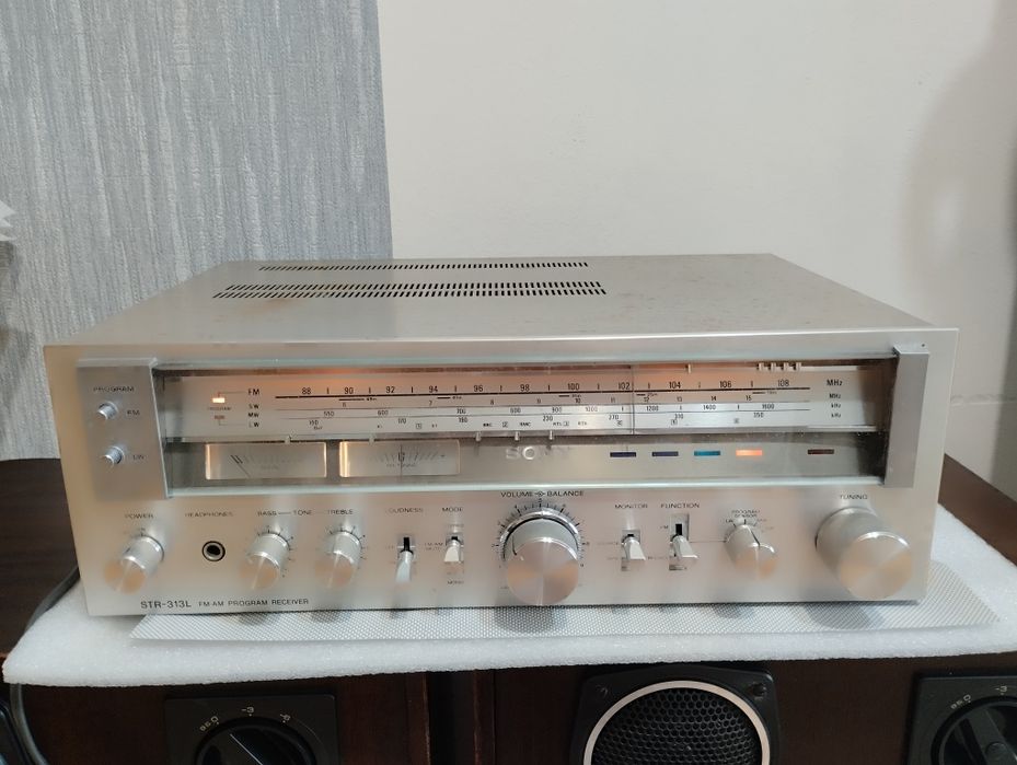 Стерео ресивер SONY STR 313L