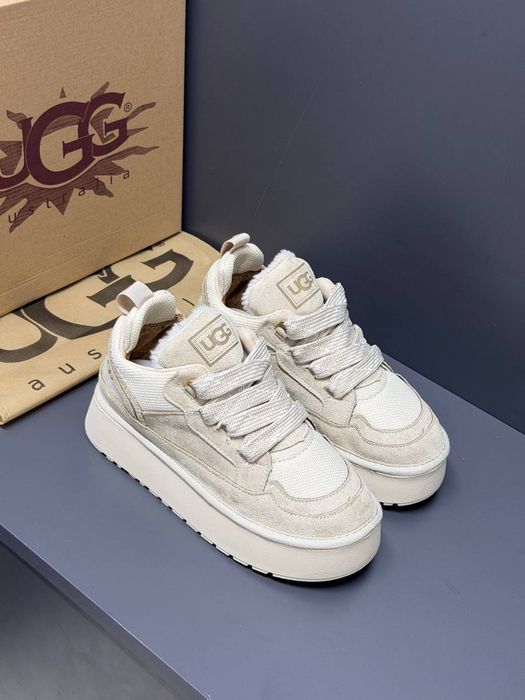 Ugg-uri diferite modele