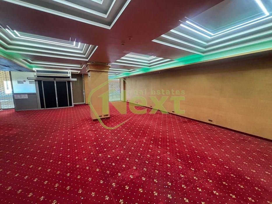 Дава се под наем Магазин в София, Център - 220 кв.м за 5984.34 € - Снимка #3