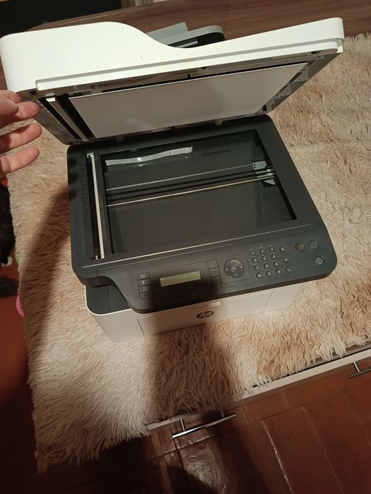 Принтер - сканер Laser MFP 137 fnw HP