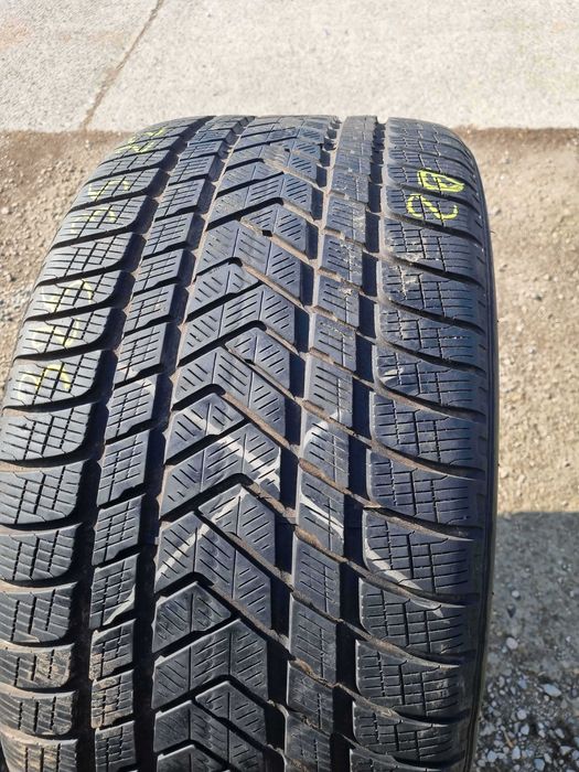 Anvelopa Iarna 325/35 R22 PIRELLI Scorpion ras
