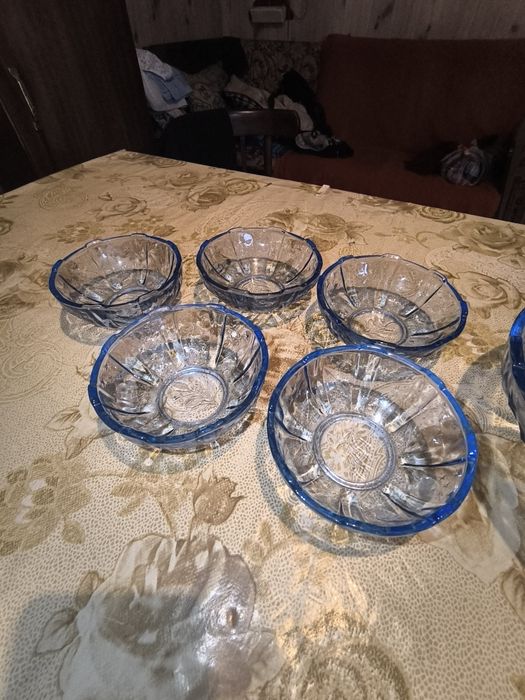 Стъклен сервиз от гравирано стъкло (Нов)