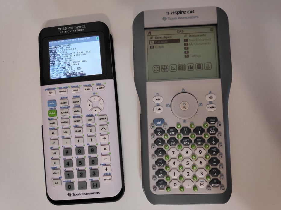 calculatoare stiintifice Texas Instruments