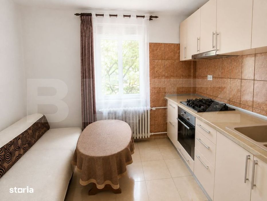 Apartament 2 camere, 51 mp, decomandat, zona Nicolina — fotografia 3