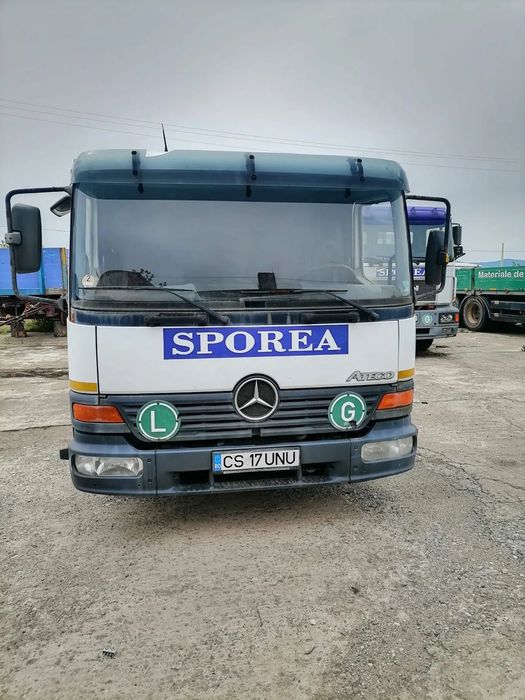 Mercedes-Benz Atego 815 Autoutilitara Mercedes Atego 815/2000