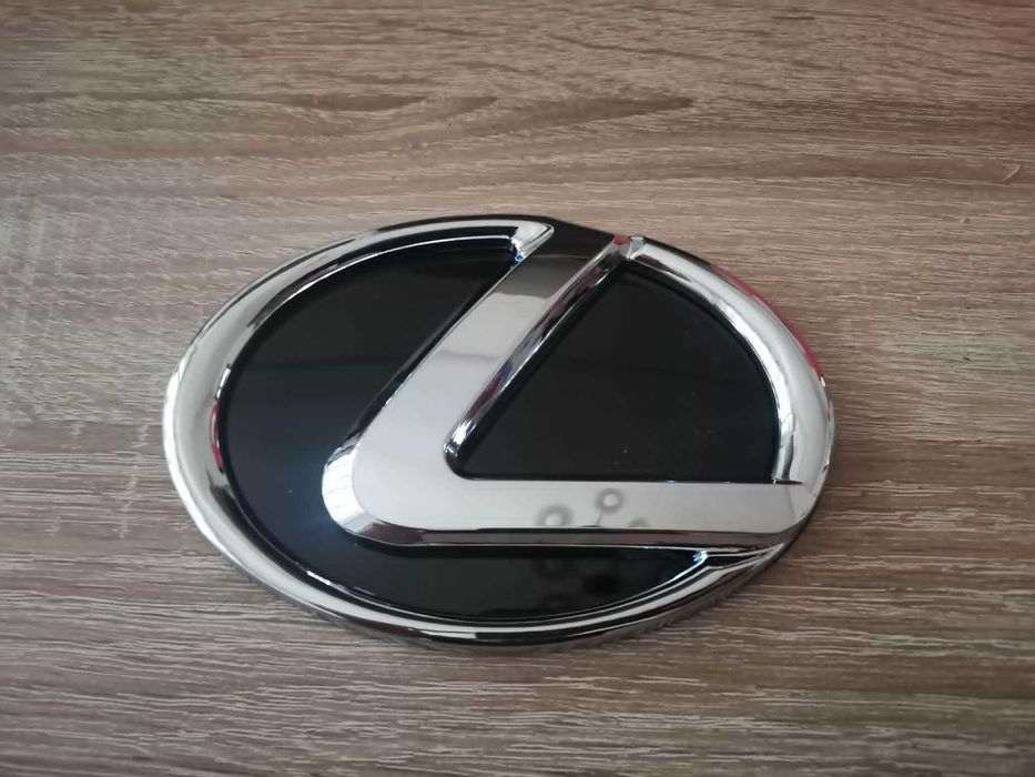 сребриста емблема Lexus 100 мм