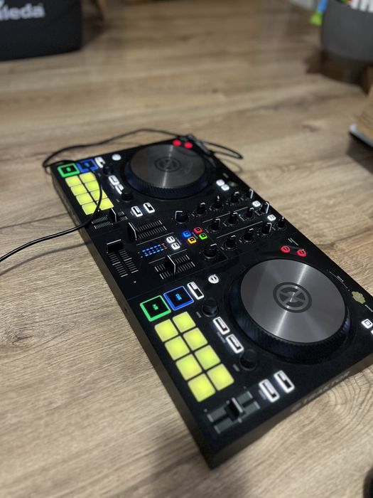 Consola Traktor S2 Mk3