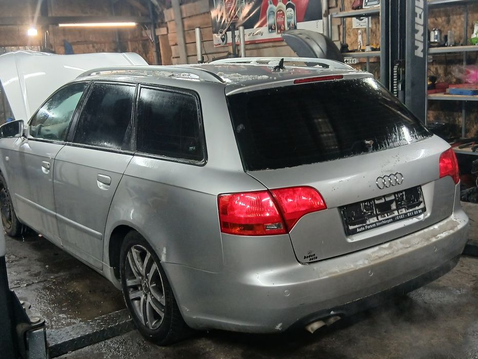 Motor 2.0 TDI BPW 140  Audi A4 B7 Turbina Ambreaj  Caseta Haion Inject