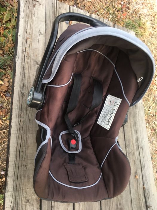 Продам автокресло